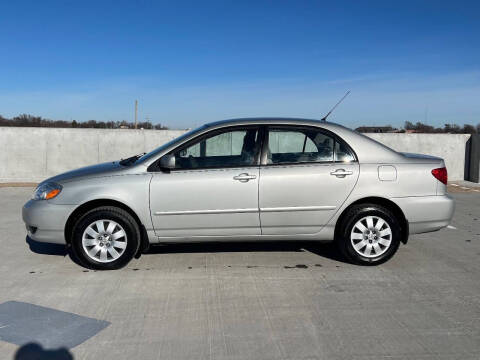 2004 Toyota Corolla LE