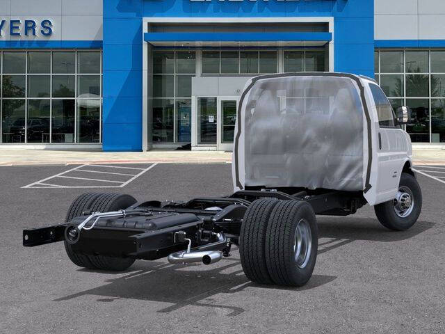 2025 Chevrolet Express 4500