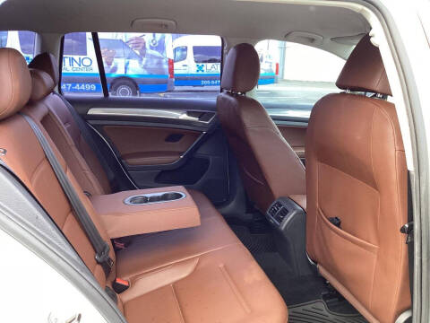 2017 Volkswagen Golf Alltrack