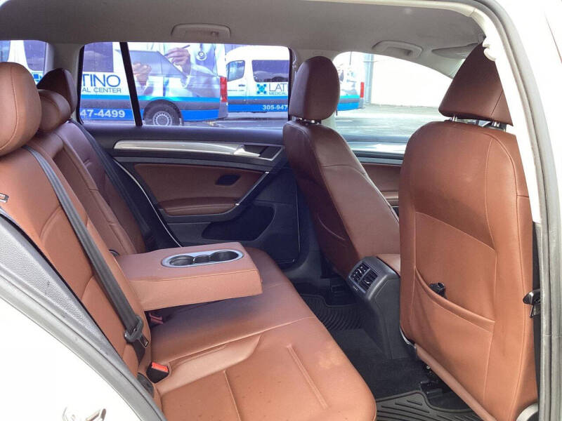 2017 Volkswagen Golf Alltrack