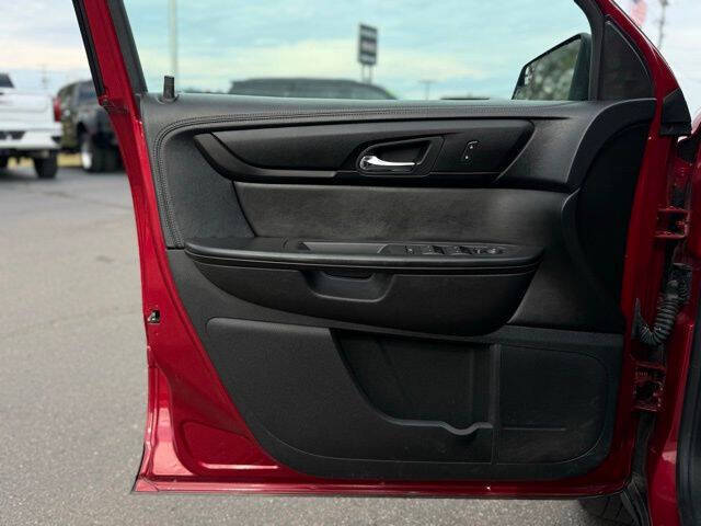 2013 GMC Acadia SLE-2