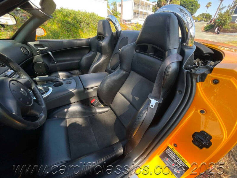 2003 Dodge Viper SRT-10