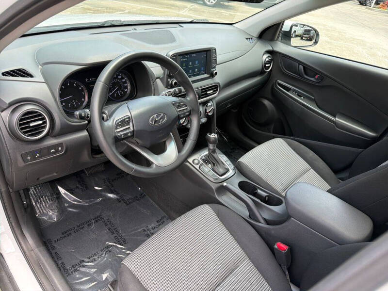 2020 Hyundai Kona SEL Plus