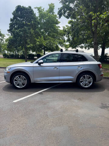 2019 Audi Q5 quattro Premium Plus 45 TFSI