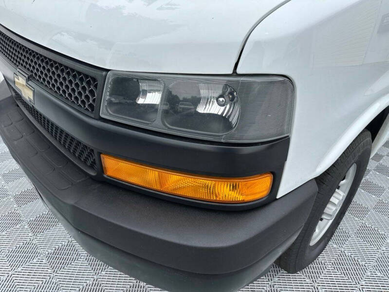 2020 Chevrolet Express 2500