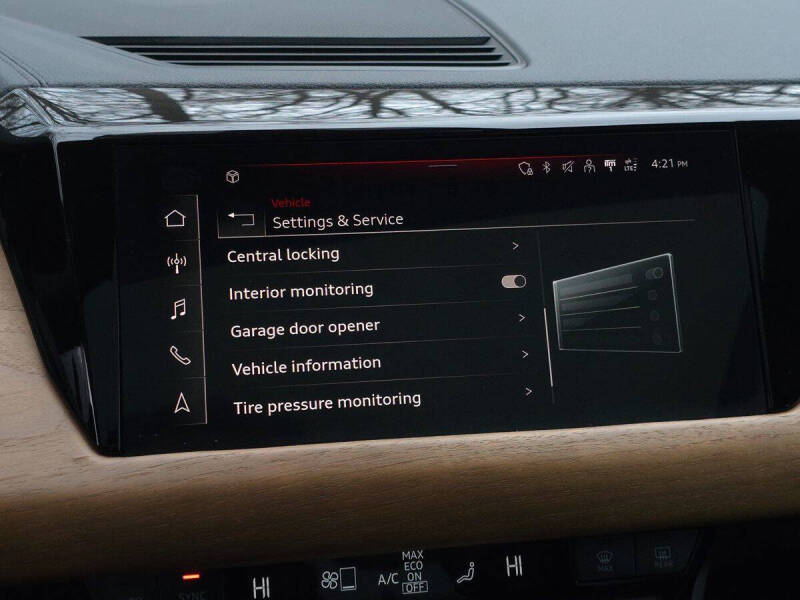 2023 Audi e-tron GT quattro Premium Plus