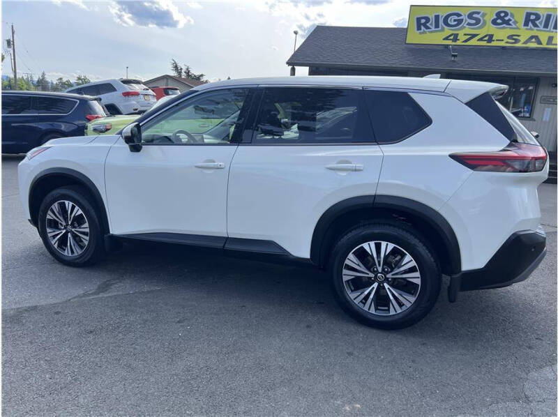 2021 Nissan Rogue SV