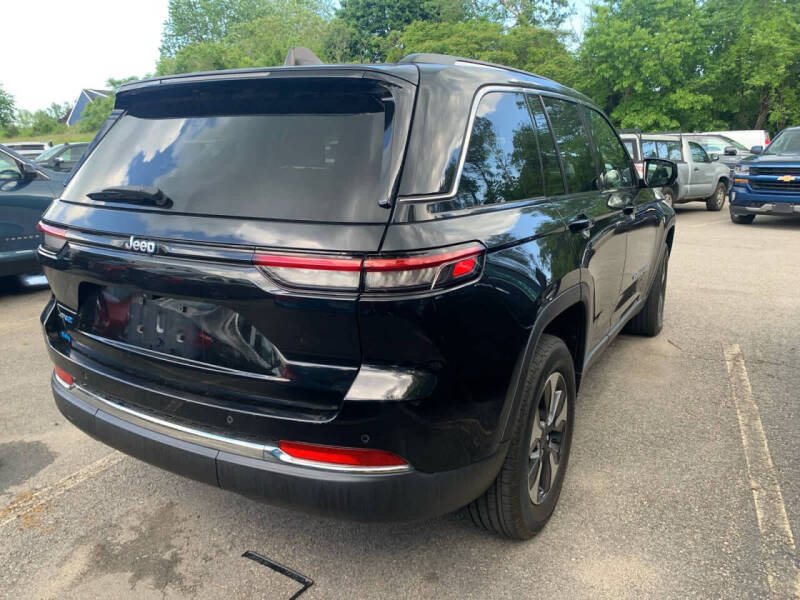 2023 Jeep Grand Cherokee