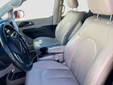 2018 Chrysler Pacifica Touring L Plus