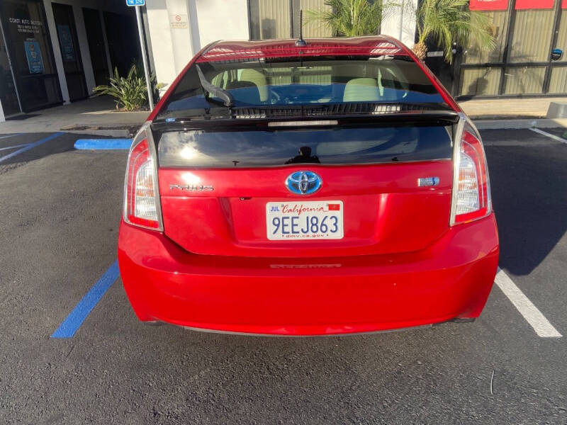 2014 Toyota Prius Two