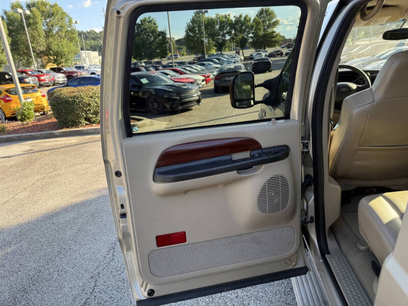 2005 Ford Excursion Limited