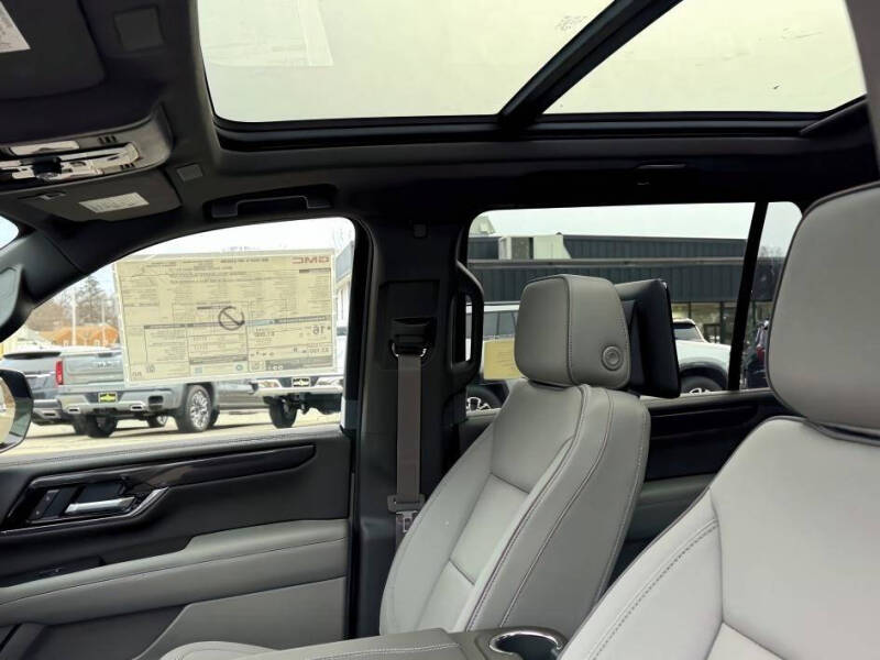 2026 GMC Yukon XL Elevation