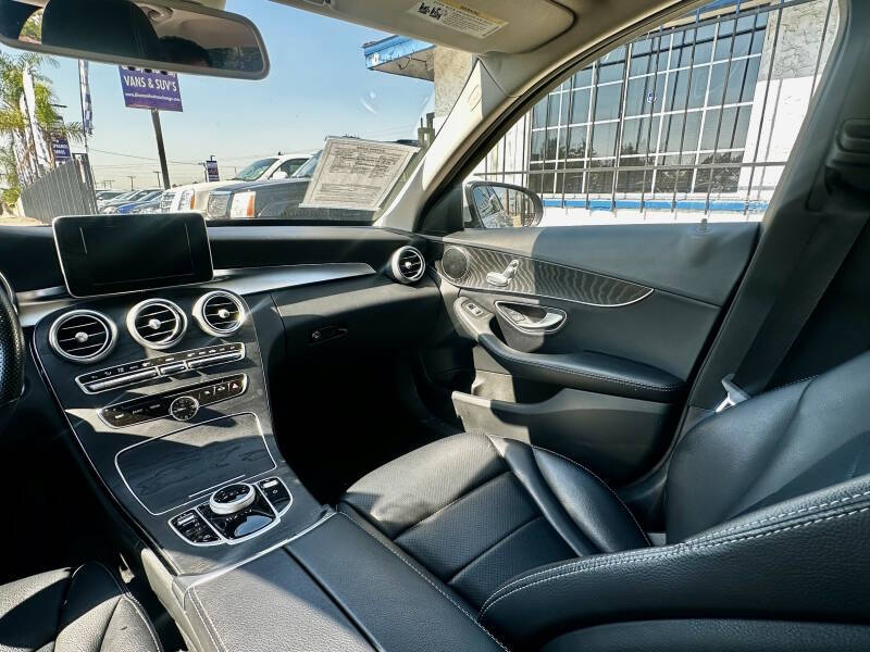 2017 Mercedes-Benz C-Class