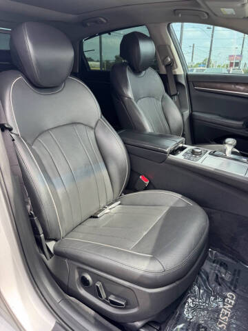 2018 Genesis G80