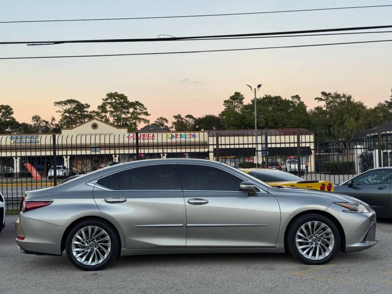 2021 Lexus ES 350 Ultra Luxury