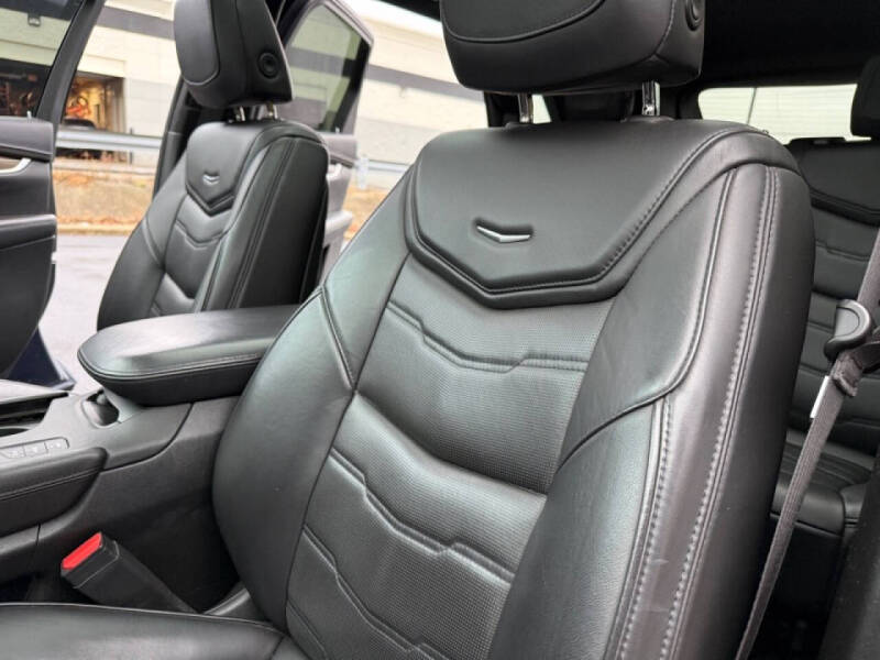 2018 Cadillac XT5 Platinum