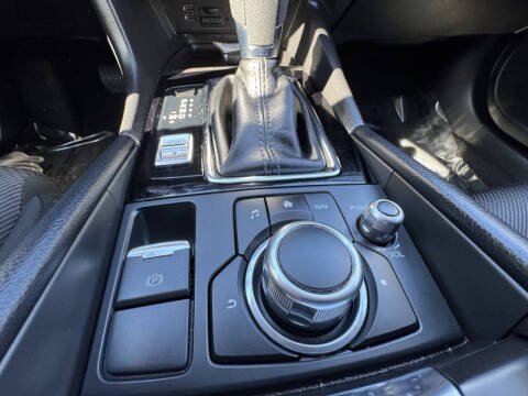 2017 Mazda MAZDA3 Sport