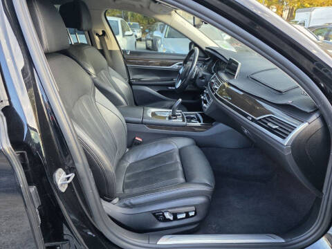 2018 BMW 7 Series 740i