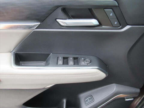 2024 GMC Acadia Elevation