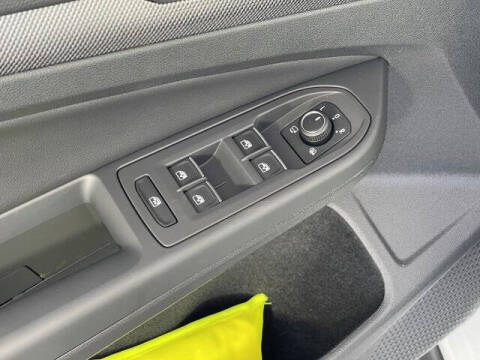 2025 Volkswagen Golf GTI SE