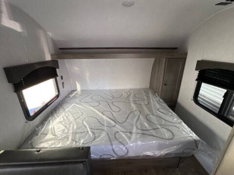 2024 SunLite LTD 19BH