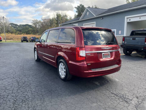2015 Chrysler Town and Country Touring