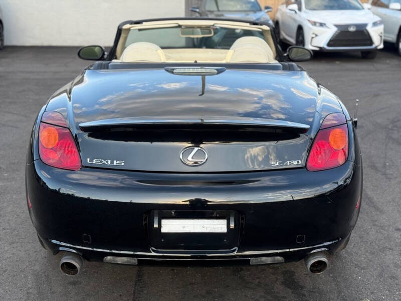 2002 Lexus SC 430