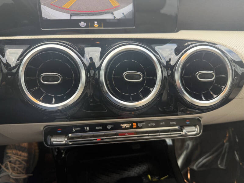2019 Mercedes-Benz A-Class A 220