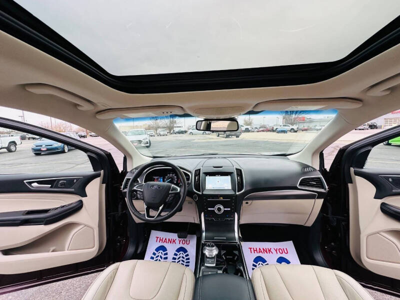 2019 Ford Edge Titanium