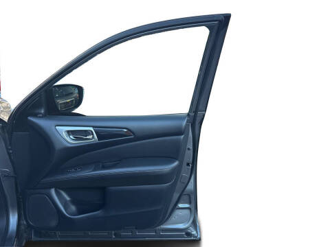 2019 Nissan Pathfinder S