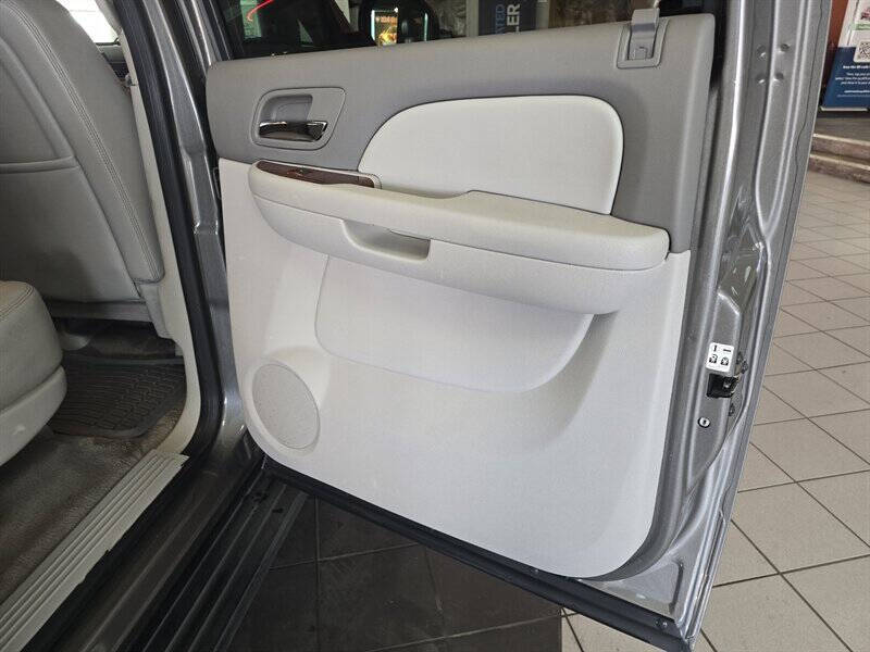 2012 GMC Yukon XL SLT
