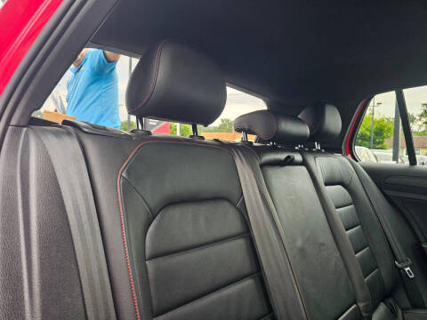 2018 Volkswagen Golf GTI S