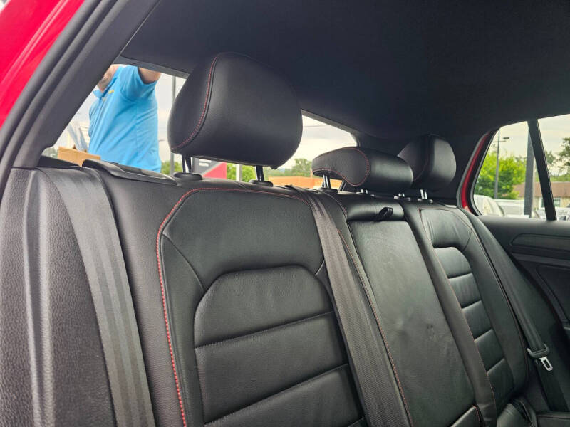 2018 Volkswagen Golf GTI S