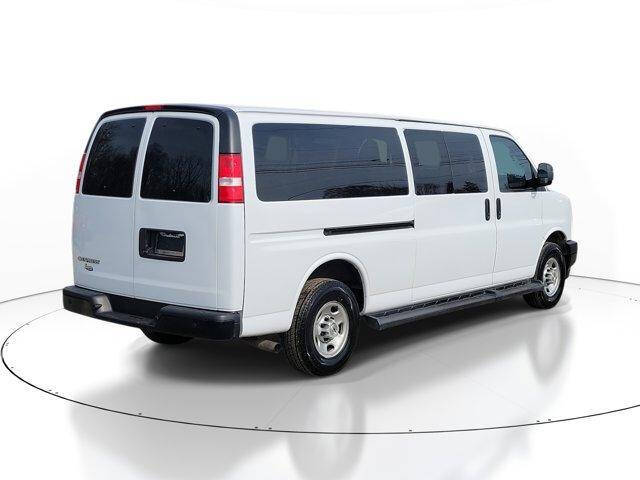 2023 Chevrolet Express LS 3500