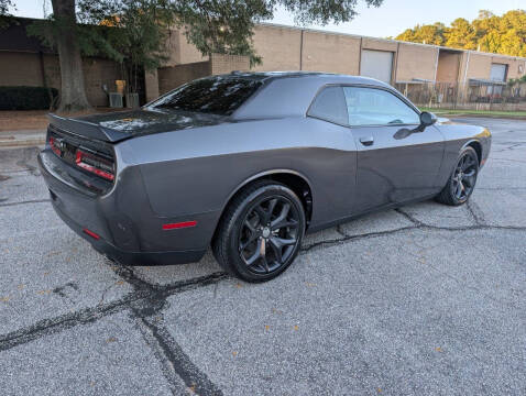 2022 Dodge Challenger SXT