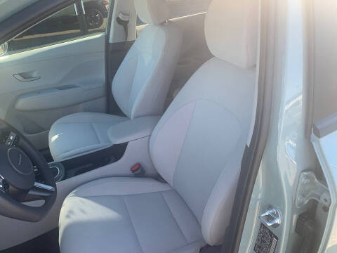 2025 Hyundai Kona SEL