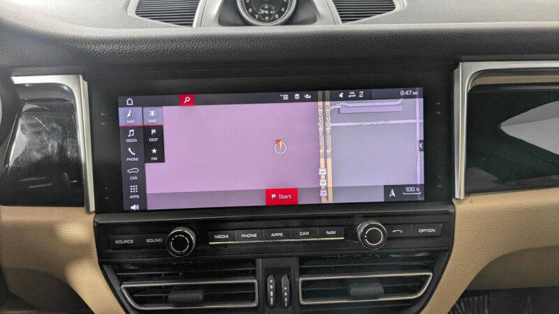2021 Porsche Macan