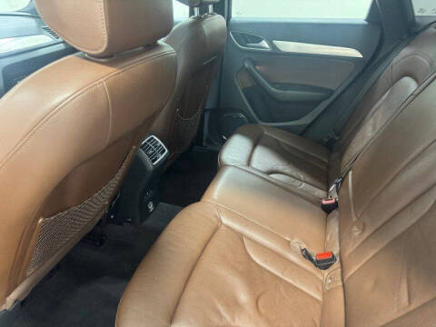 2017 Audi Q3 2.0T quattro Prestige