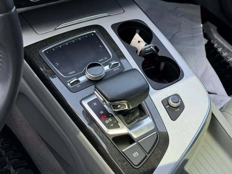 2018 Audi Q7 2.0T quattro Premium Plus