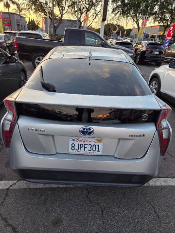 2016 Toyota Prius Two