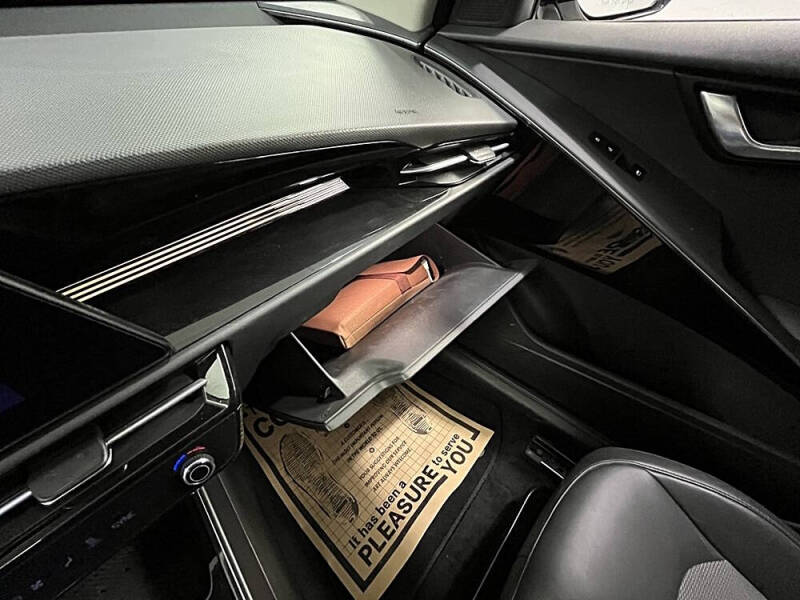 2024 Kia Niro EV Wind