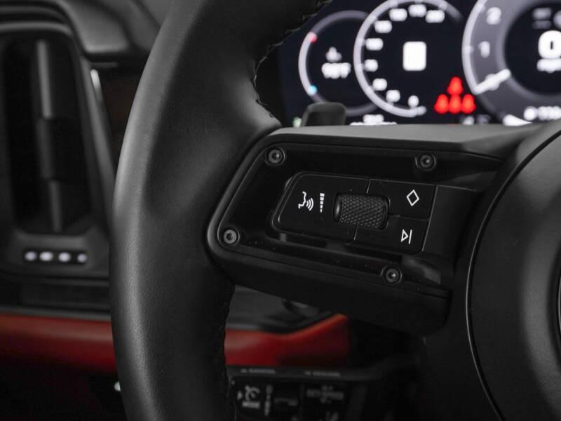 2025 Porsche Cayenne GTS Coupe