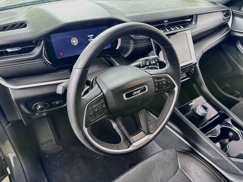2023 Jeep Grand Cherokee Altitude X