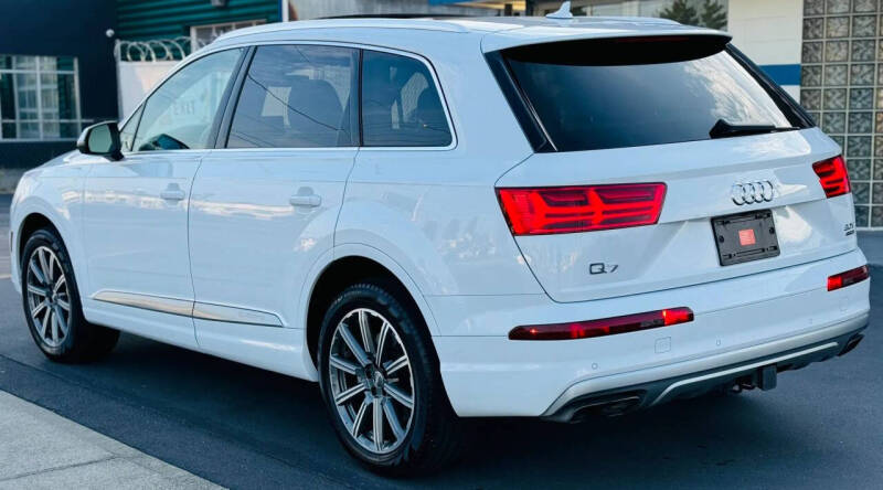 2017 Audi Q7 3.0T quattro Premium Plus