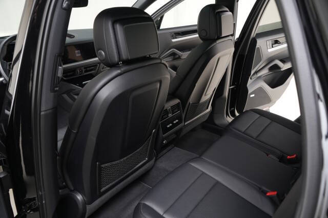 2024 Porsche Cayenne