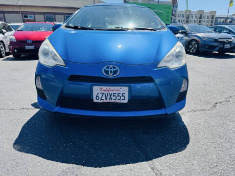2013 Toyota Prius c Four
