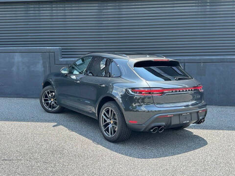 2026 Porsche Macan T