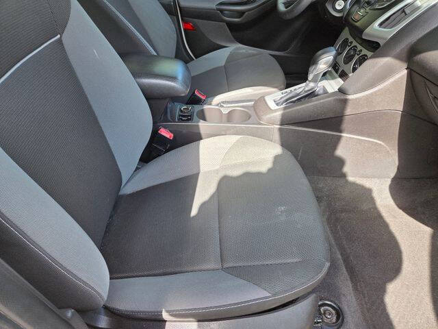 2012 Ford Focus SE