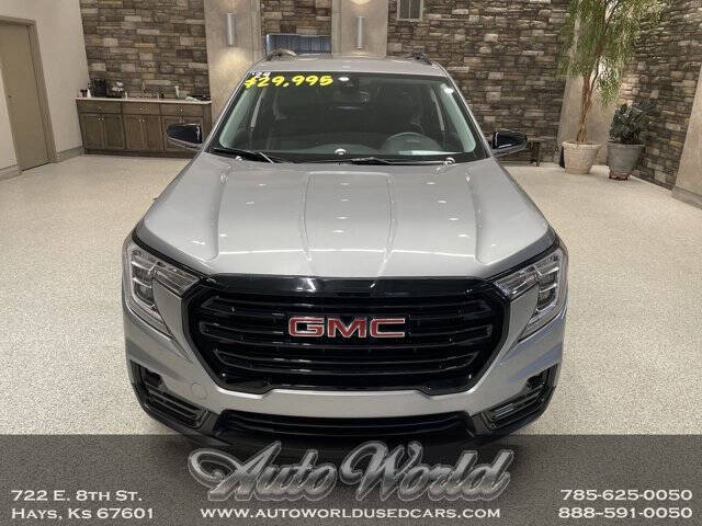 2024 GMC Terrain SLT