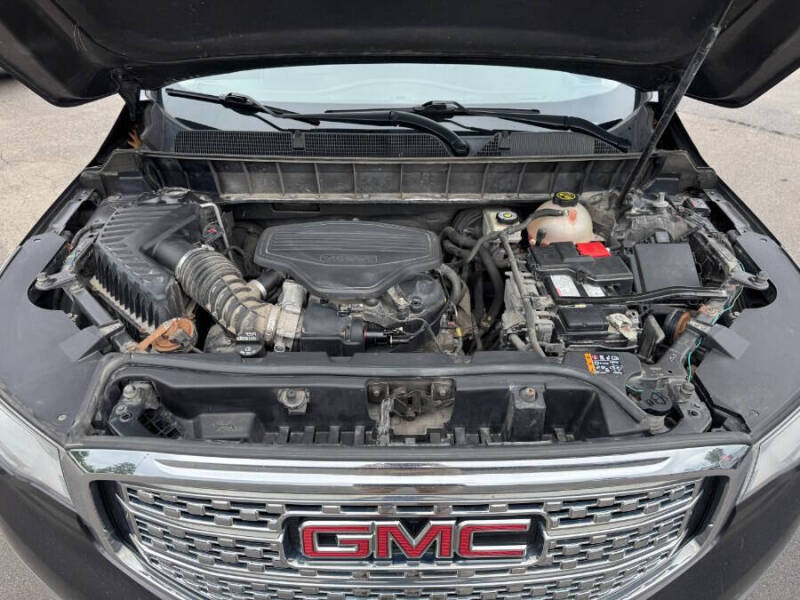 2017 GMC Acadia Denali